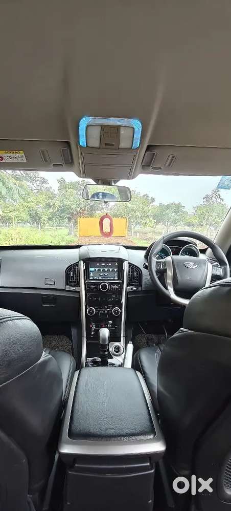 Mahindra Xuv500 W7