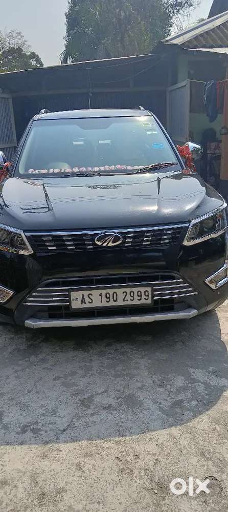Mahindra Xuv300 2021 Petrol Well Maintained