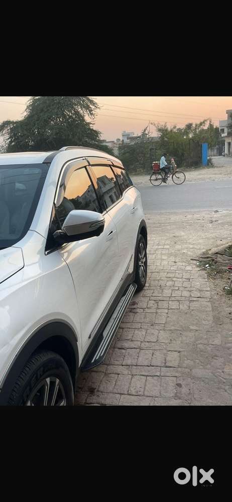Mahindra Xuv700 2021 Petrol Good Condition
