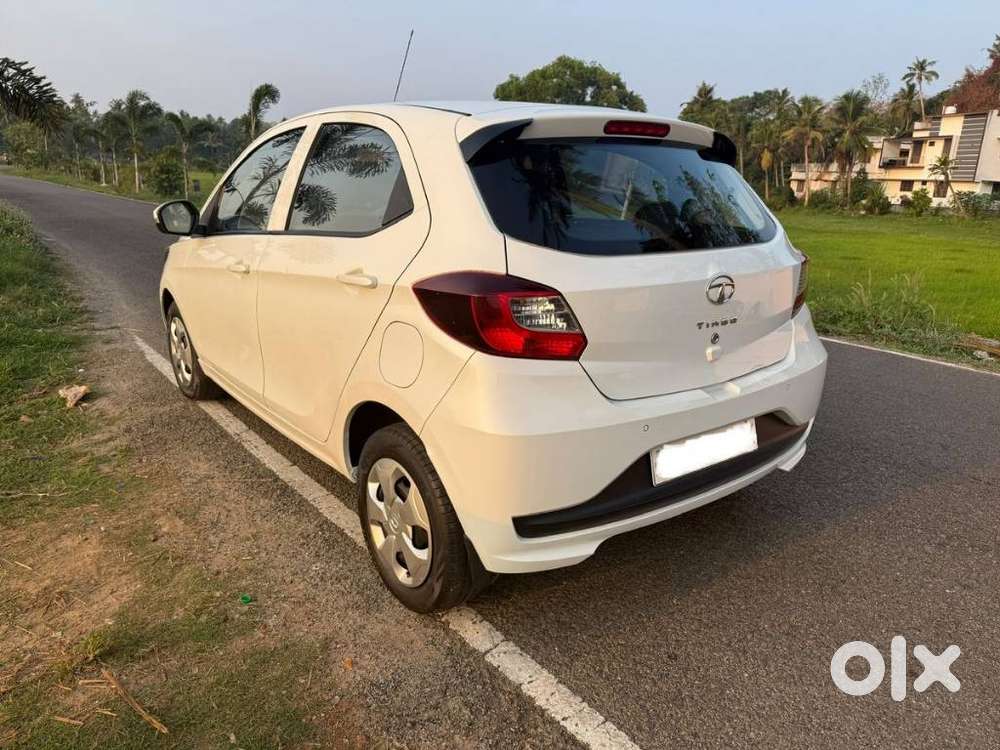 Tata Tiago 1.2 Revotron Xt (o), 2020, Petrol