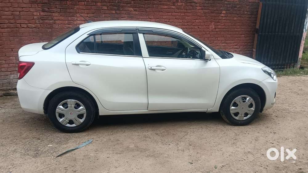 Maruti Suzuki Swift Dzire Amt Vdi, 2018, Diesel