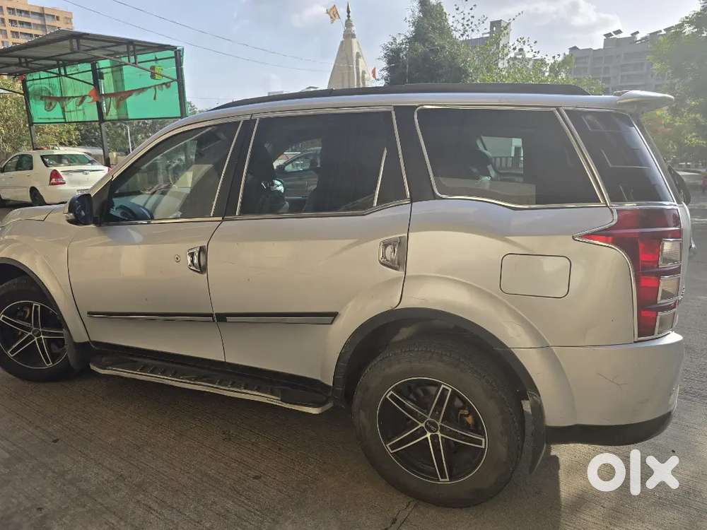 Mahindra Xuv500 2016  Negotiatiable  Urgent Sale