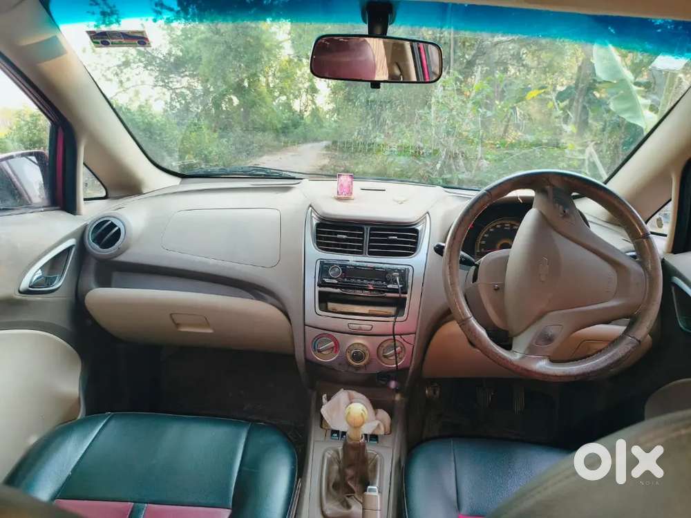 Good Condition Car 5 Band New Taiyar