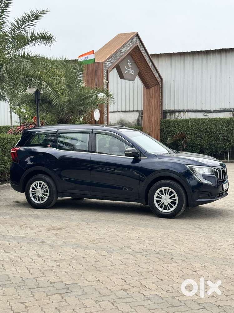 Mahindra Xuv700 2.2 Mx Diesel Mt 5 Str, 2023, Diesel
