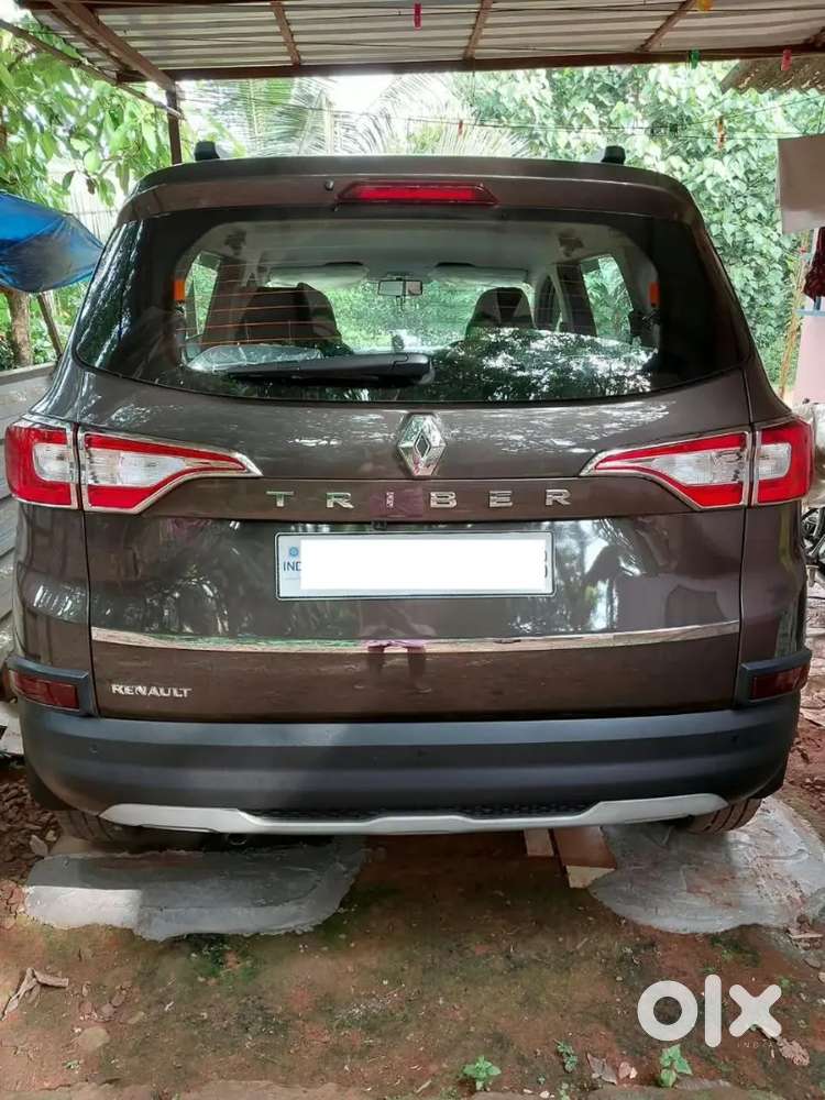 Renault Triber Rxz Mt Petrol Manual 2023