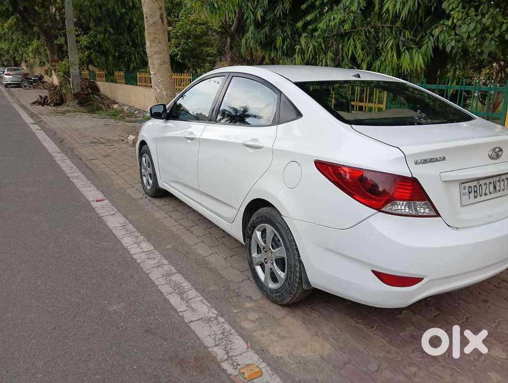 Hyundai Verna, 2014, Diesel
