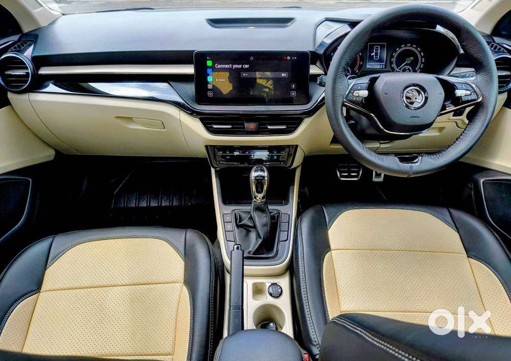 Skoda Slavia 1.0 Ambition Tsi, 2025, Petrol