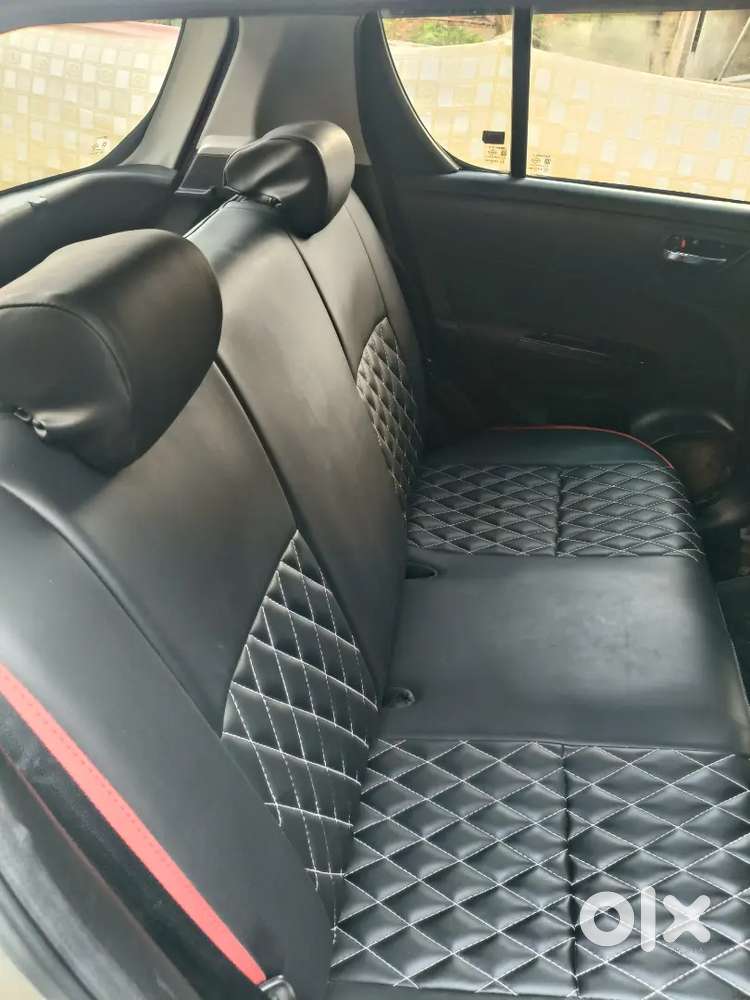 Maruti Suzuki Swift Ddis 2012