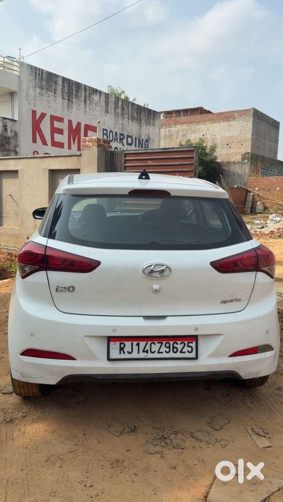 Hyundai I20 Sportz 2015