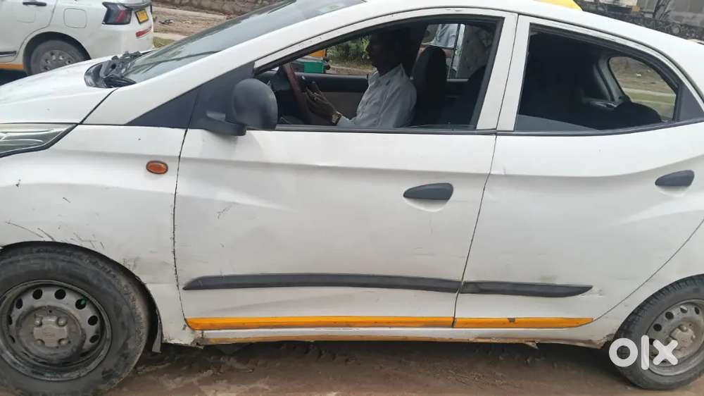 Hyundai Eon Magna+ 2018 Variant
