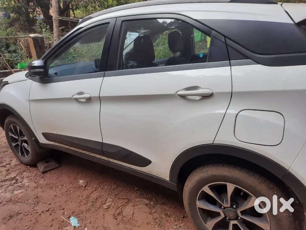 Tata Nexon Petrol 2021