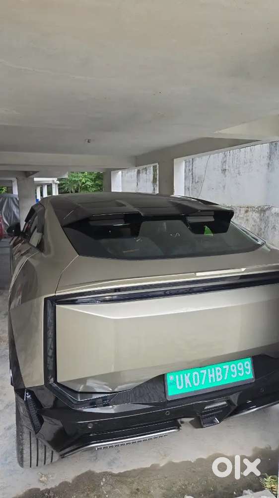 Mahindra Be 6 2025 Electric 30000 Km Driven