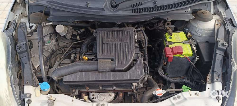 Maruti Suzuki Swift Dzire 1.2 Vxi Bsiv, 2015, Petrol