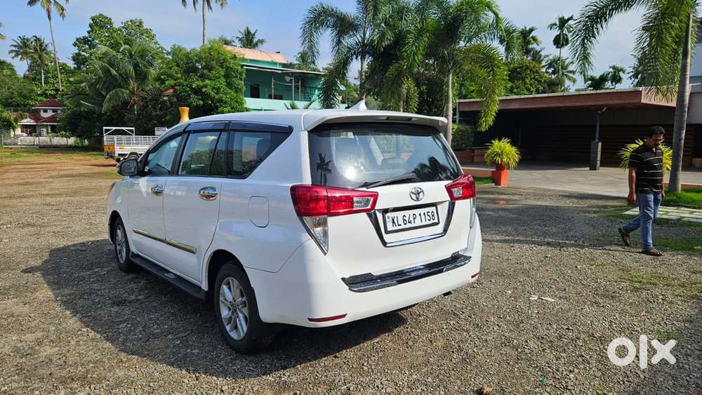 Toyota Innova Crysta 2018
