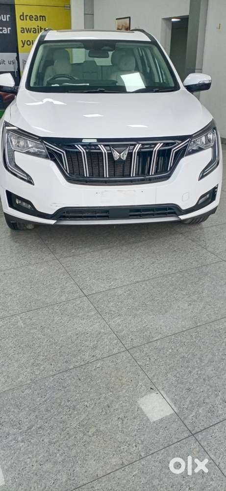 Mahindra Xuv700 2.0 Ax 7 Petrol At Luxury Pack Str, 2024, Petrol