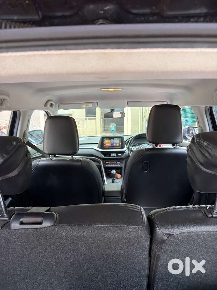 Maruti Suzuki Brezza 2025 Vxi Petrol