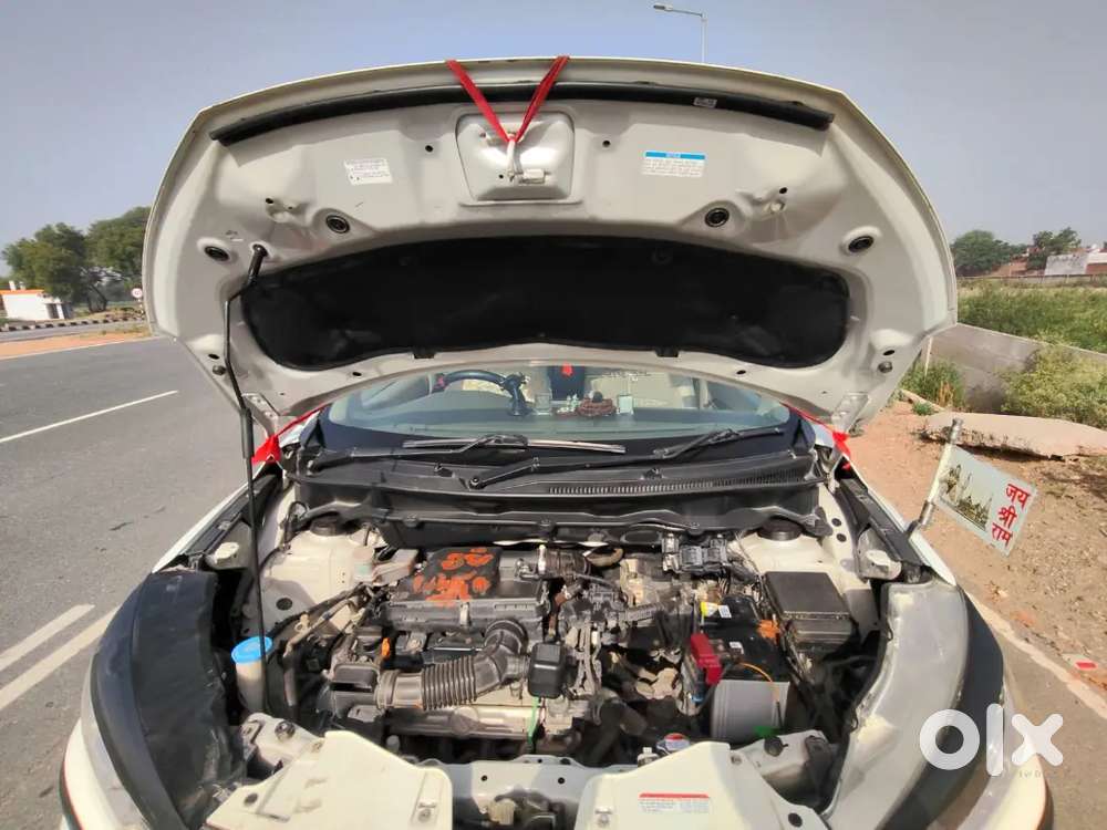 Maruti Ertiga Vxi 2024