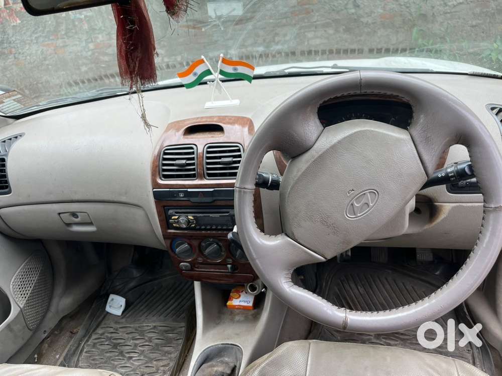 Hyundai Accent Petrol 2011