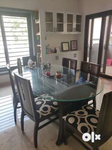 6 seater dining on sale table olx