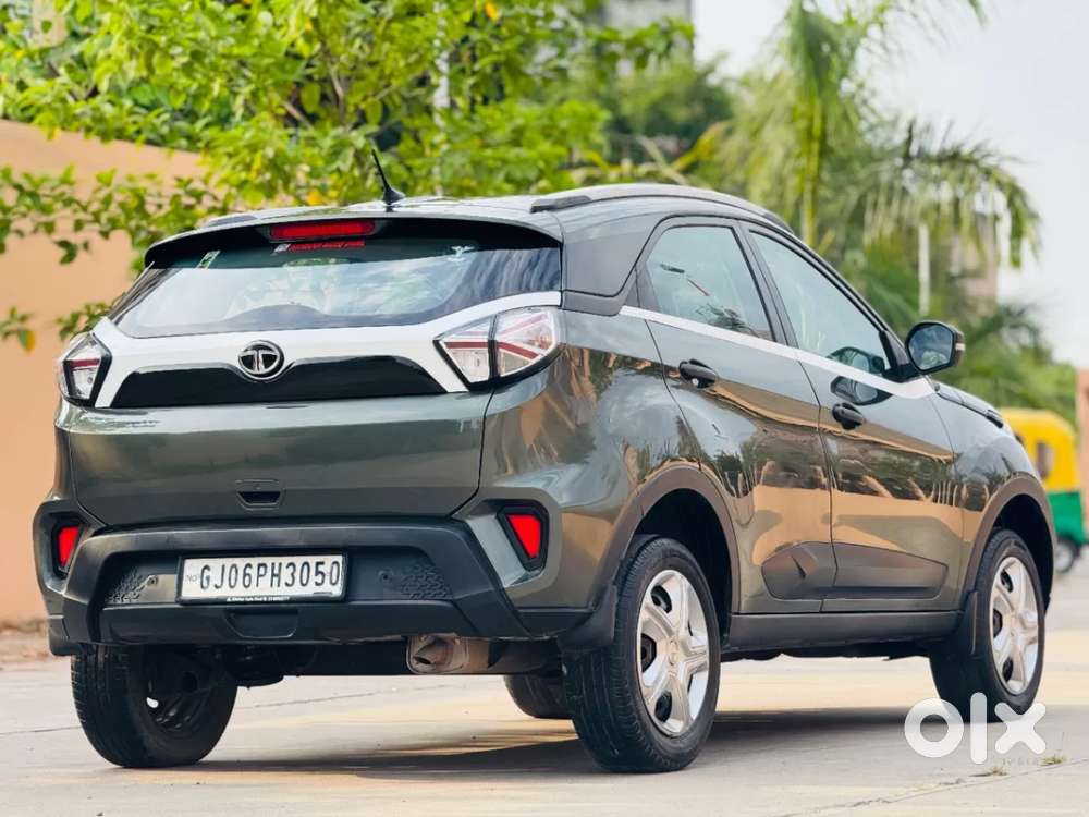 Tata Nexon 1.2 Revotron Xm, 2022, Petrol