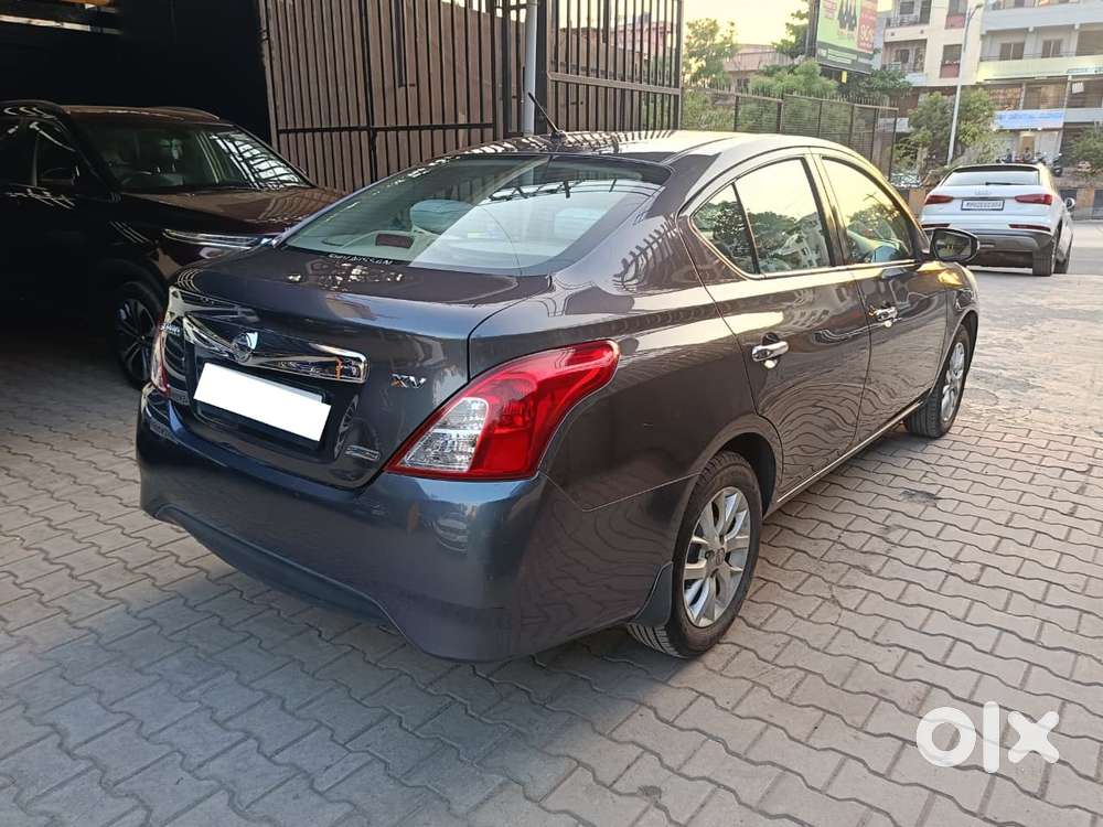 Nissan Sunny Xv, 2015, Petrol