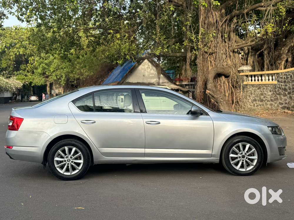 Skoda Octavia, 2015, Petrol