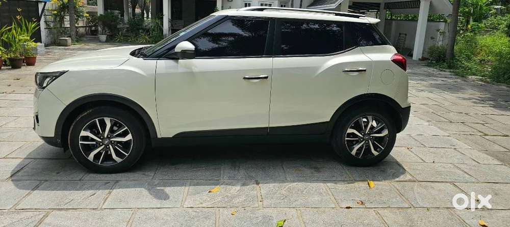 Mahindra Xuv300 1.2 W8 (o) Amt Petrol, 2020, Petrol