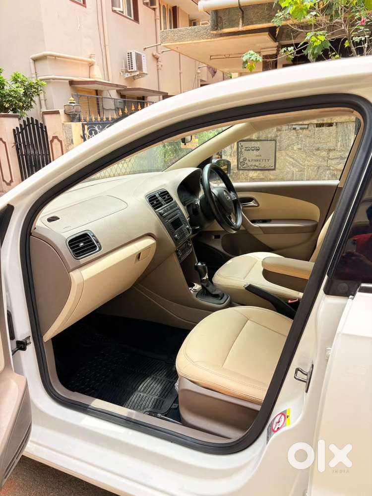 Skoda Rapid 1.5 Tdi At Elegance Plus Black Package, 2015, Diesel