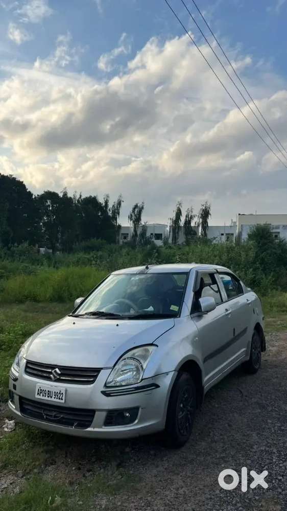 Maruti Suzuki Swift Dzire 2010 Petrol Well Maintained