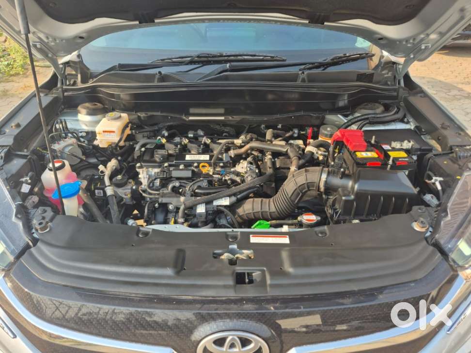 Toyota Urban Cruiser Hyryder 1.5 V Hybrid, 2023, Petrol