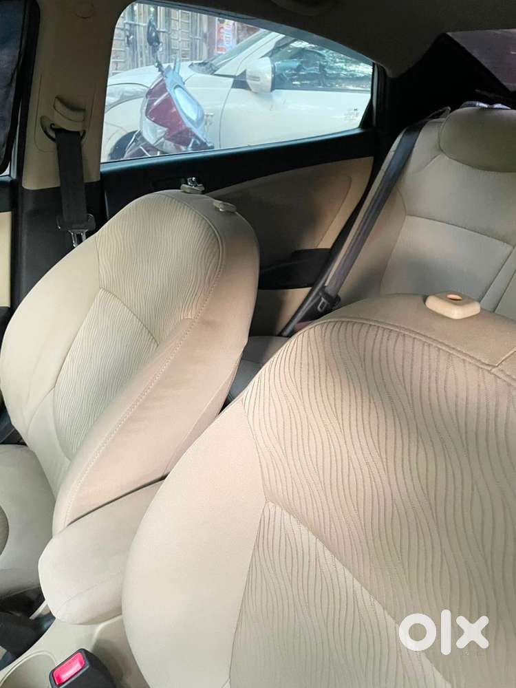 Hyundai Verna Petrol 2013
