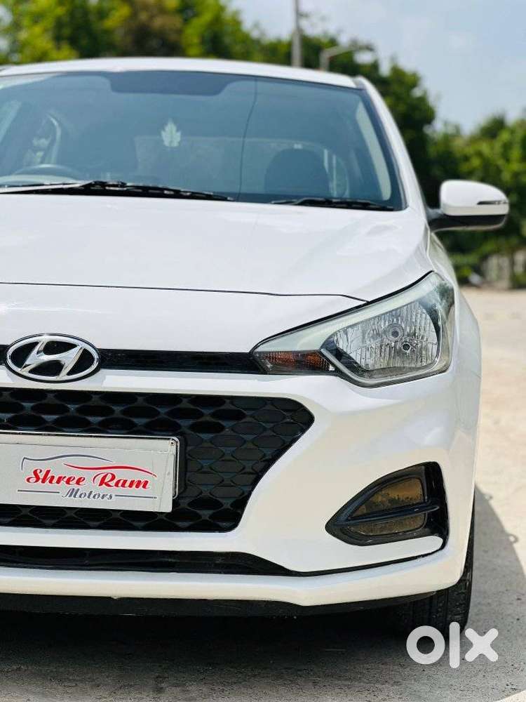 Hyundai I20 Petrol Cvt Asta, 2018, Petrol