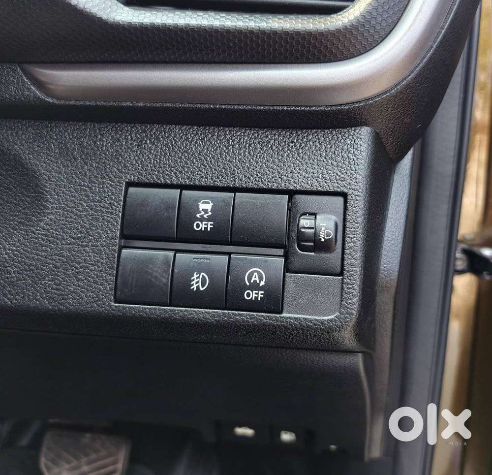 Maruti Suzuki Brezza Vxi At, 2025, Petrol