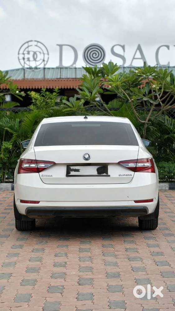 Skoda Superb L&k 2.0 Tdi At, 2018, Diesel
