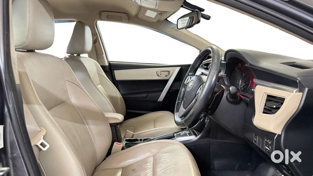 Toyota Corolla Altis 2013-2017 Vl At, 2014, Petrol