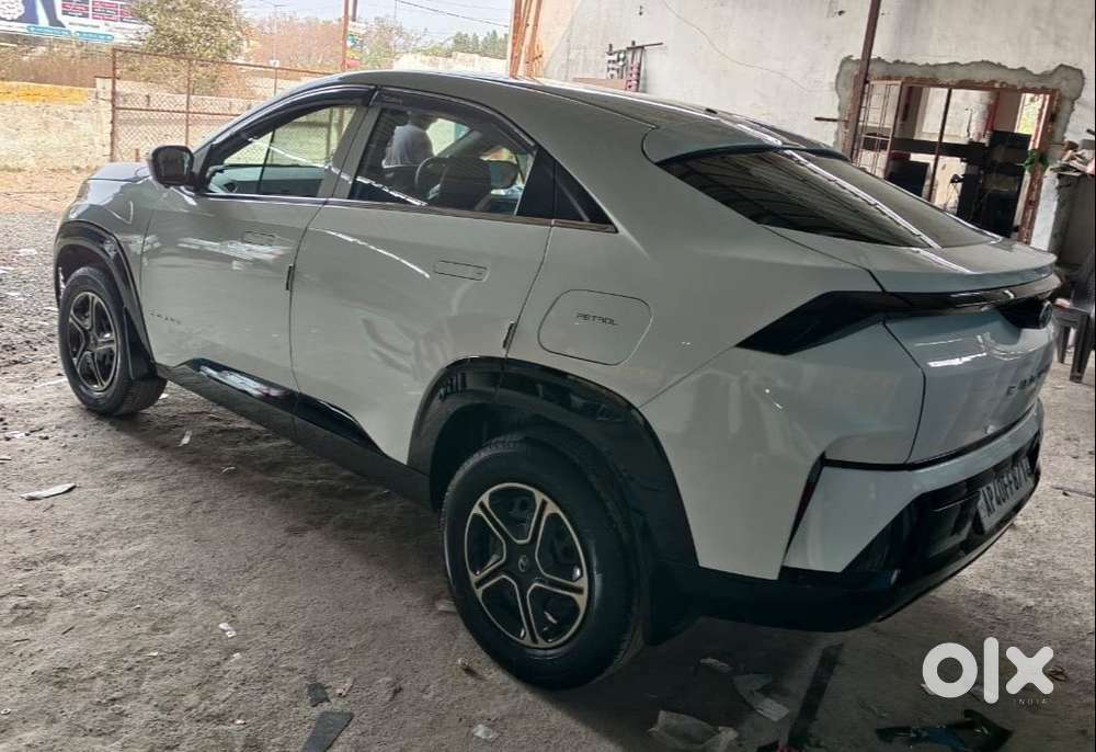 Tata Curvv 2025 Petrol 15000 Km Driven