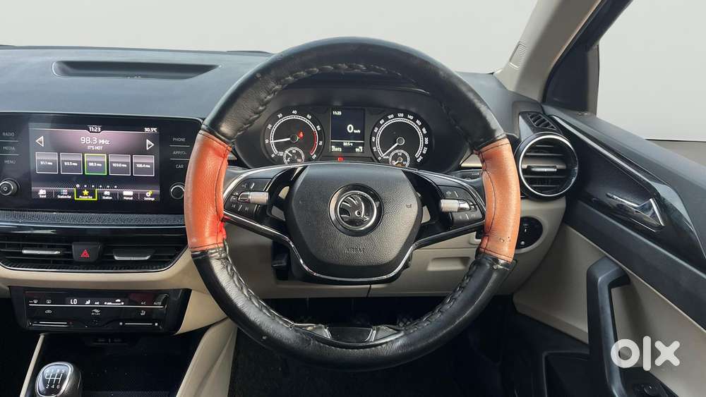 Skoda Slavia Ambition 1.5l Tsi Mt, 2023, Petrol