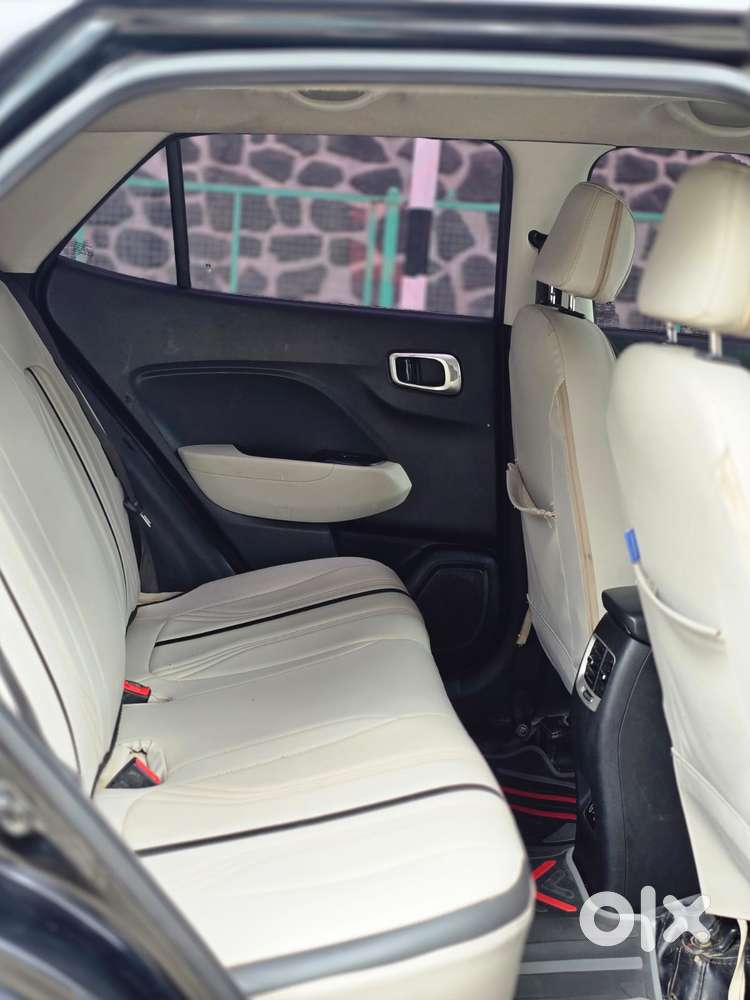 Hyundai Venue 1.2 S Plus, 2022, Petrol
