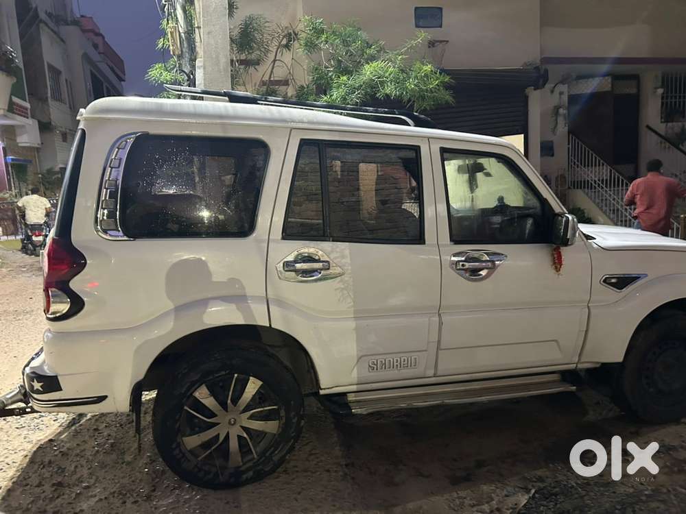 Mahindra Scorpio S5 Diesel 2019