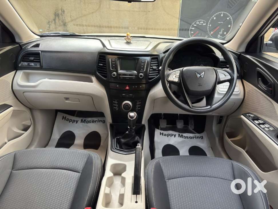 Mahindra Xuv300 W6, 2023, Petrol