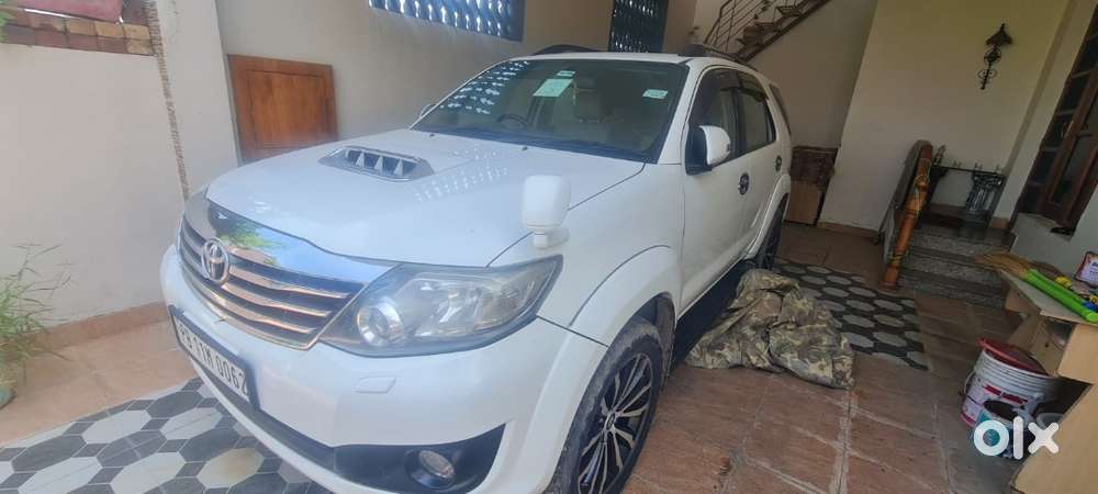 Toyota Fortuner 2012 Diesel