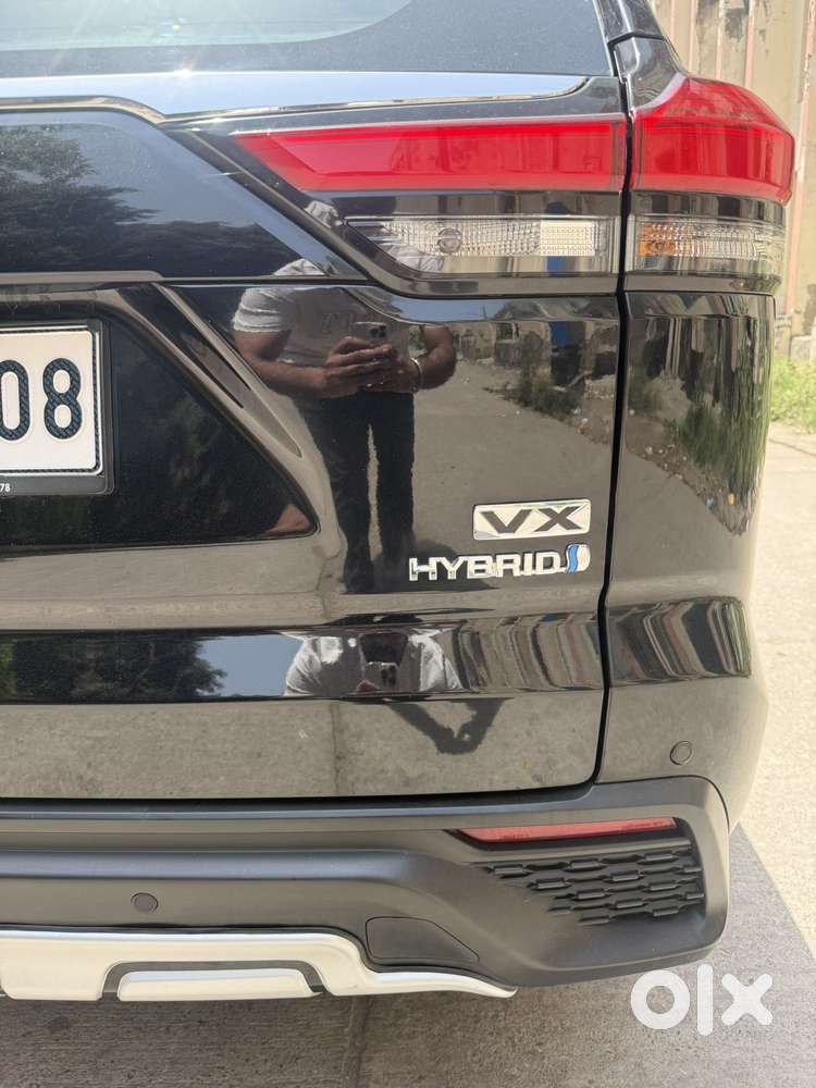 Toyota Innova Hycross 2.0 Vx (o) Hybrid 8 Str, 2024, Cng & Hybrids