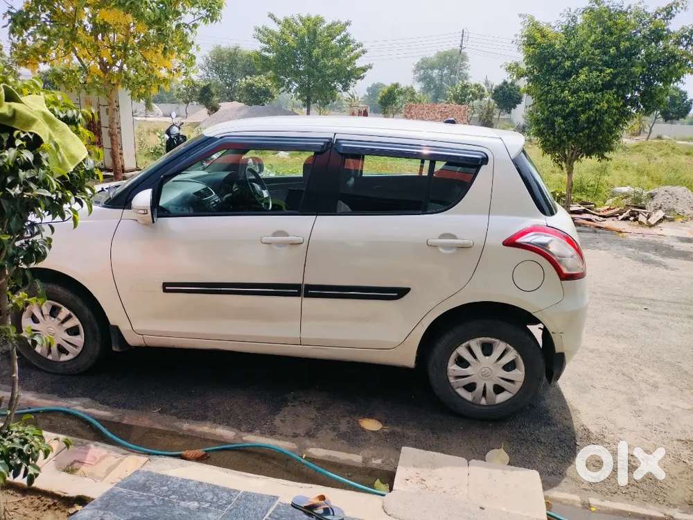Maruti Suzuki Swift 2017 Cng &  85200 Km Driven