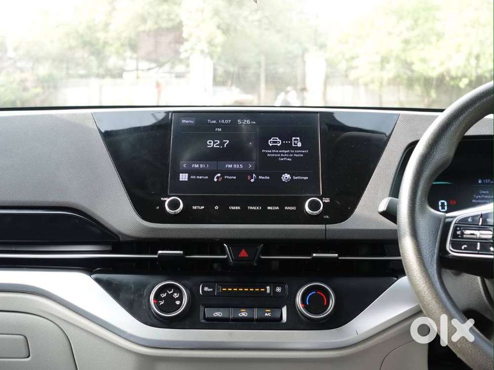 Kia Carens 1.4 Prestige 7 Str, 2023, Petrol