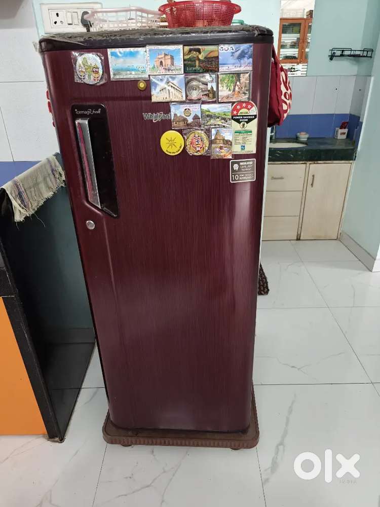 Whirlpool 200 lites burgundy colour