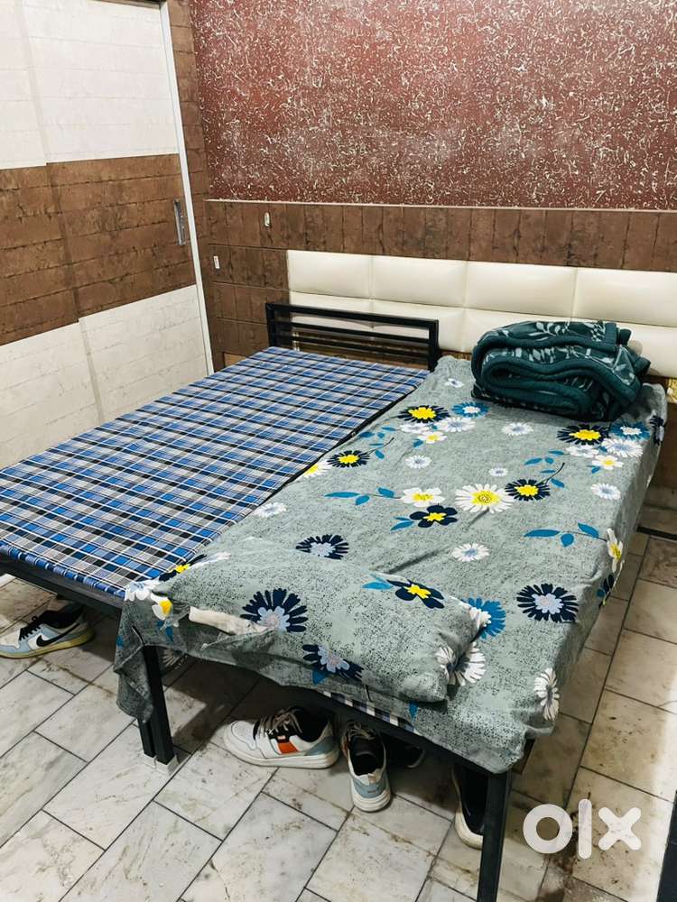 Room bad available only for boys
