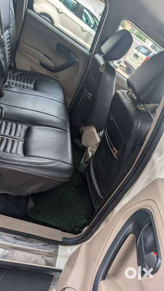 Mahindra Bolero Neo 1.5 N8, 2023, Diesel