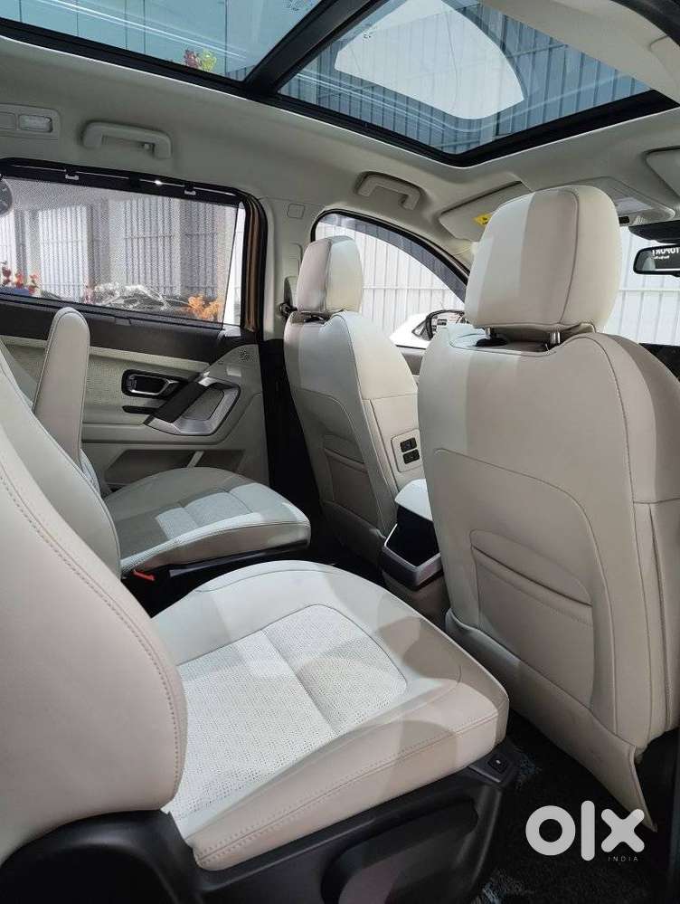 Tata Safari Accomplished Dark Edition At, 2024, Diesel
