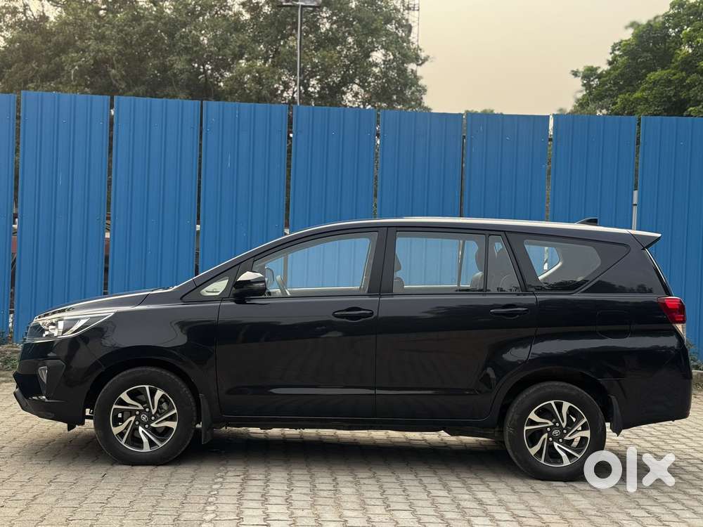 Toyota Innova Crysta [2020-ongoing] 2.4 Gx At 7 Str, 2021, Diesel