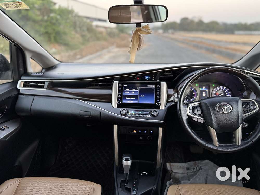 Toyota Innova Crysta 2.8 Zx At, 2022, Diesel